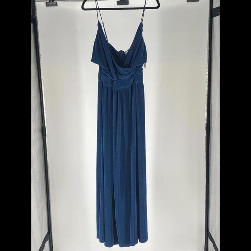 Elegant Blue Jumpsuit with Spaghetti Straps